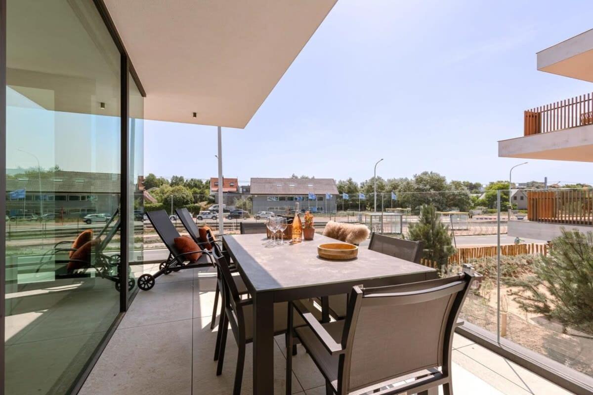 New, Luxurious And Modern Apartment With Private Parking Koksijde Exterior photo