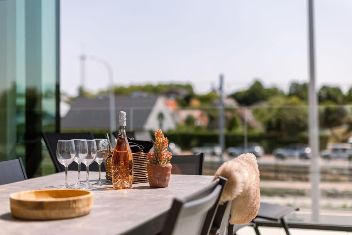 New, Luxurious And Modern Apartment With Private Parking Koksijde Exterior photo