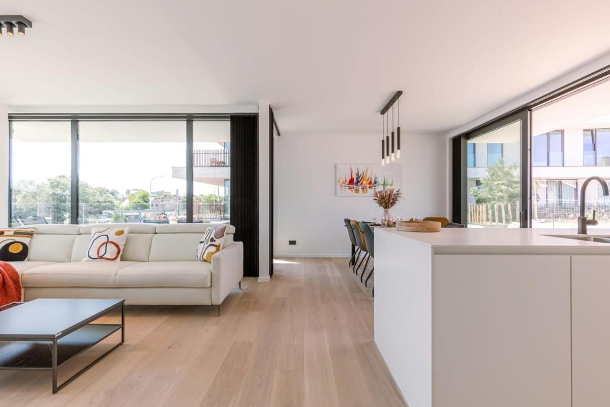 New, Luxurious And Modern Apartment With Private Parking Koksijde Exterior photo
